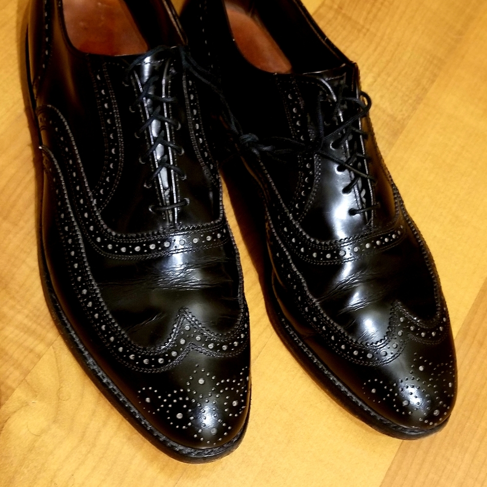 ALLEN EDMONDS Men’s 10.5D Lloyd Wingtip